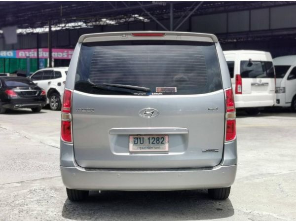 2011 HYUNDAI H-1 2.5 DELUXE โฉม ปี08-18 สีเทา รูปที่ 3